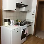 Gadenstaetter In Der *
