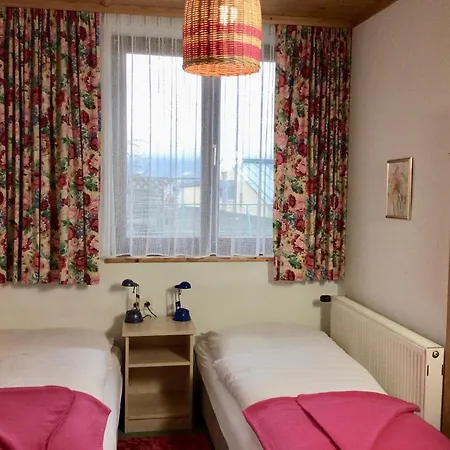 Gadenstaetter In Der Appartement