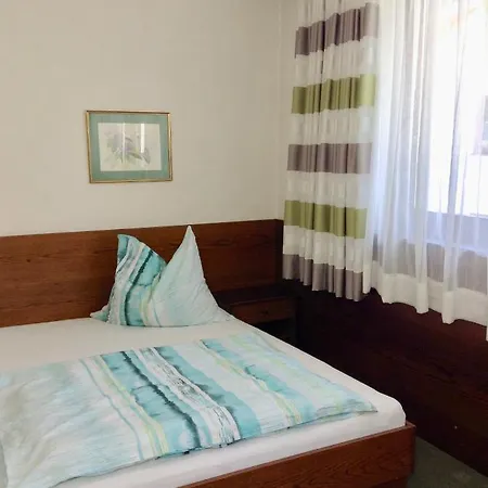 Gadenstaetter In Der