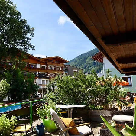 Gadenstaetter In Der Appartement *