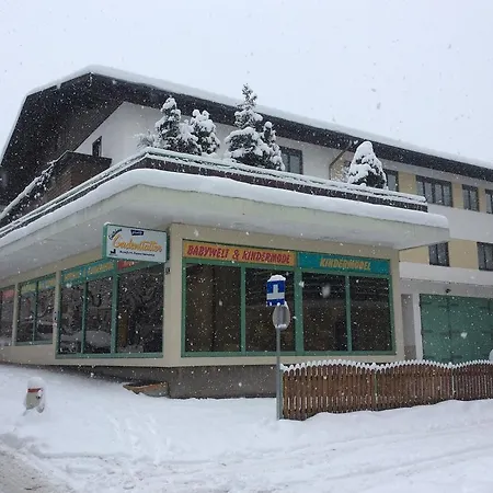Apartment Gadenstaetter In Der City