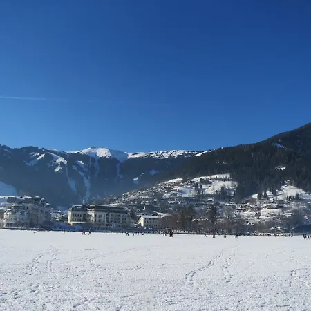 Gadenstaetter In Der City * Zell am See