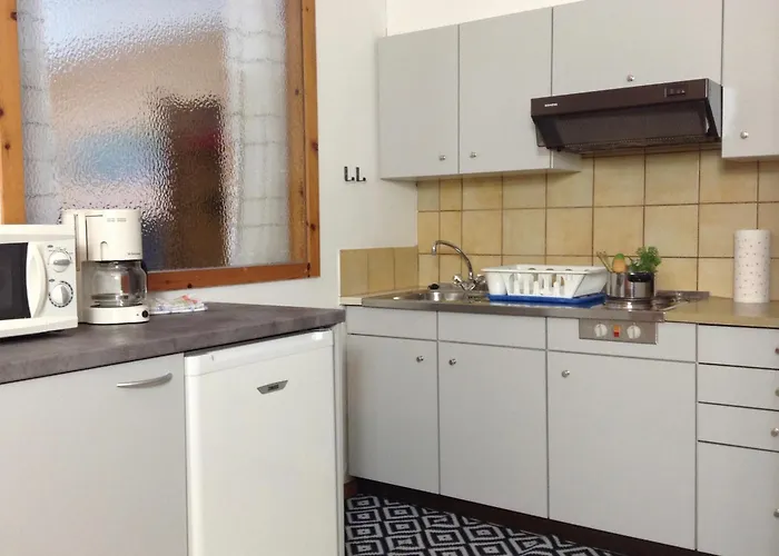 Gadenstaetter In Der 젤암제