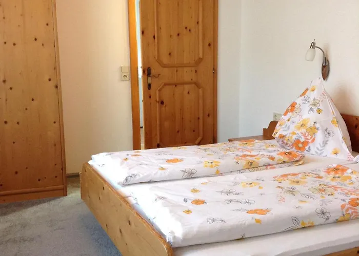 Gadenstaetter In Der 젤암제